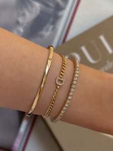 edited in tezza with: cocoa, crop, saturation, & temperature